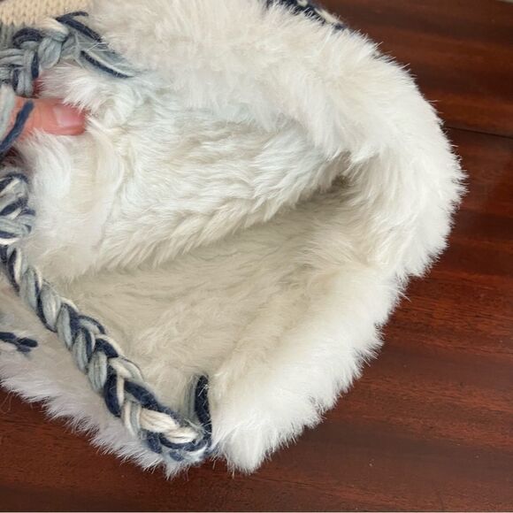 Himalaya Collection Hand Made Wool Hat with Faux Fur Lining. Great Condition! - Picture 2 of 10